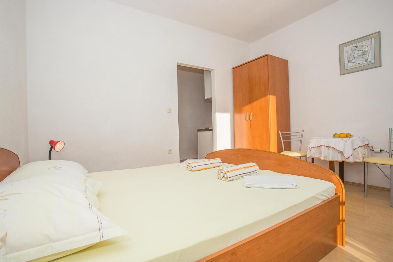 Apartments Nuic 748 Makarska Exterior foto