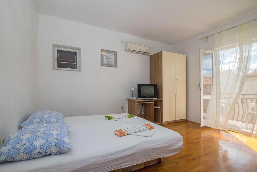 Apartments Nuic 748 Makarska Exterior foto